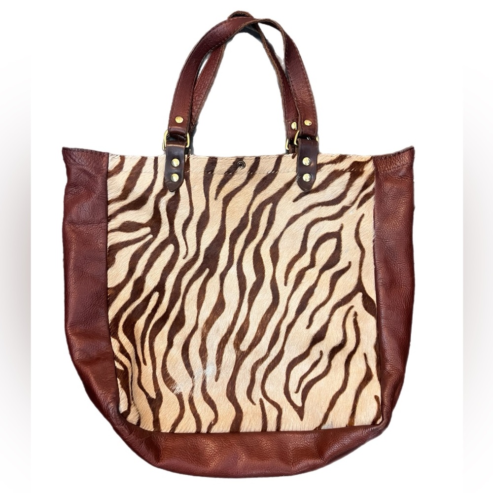 Gorgeous Jen Blake handmade suede leather fur tote